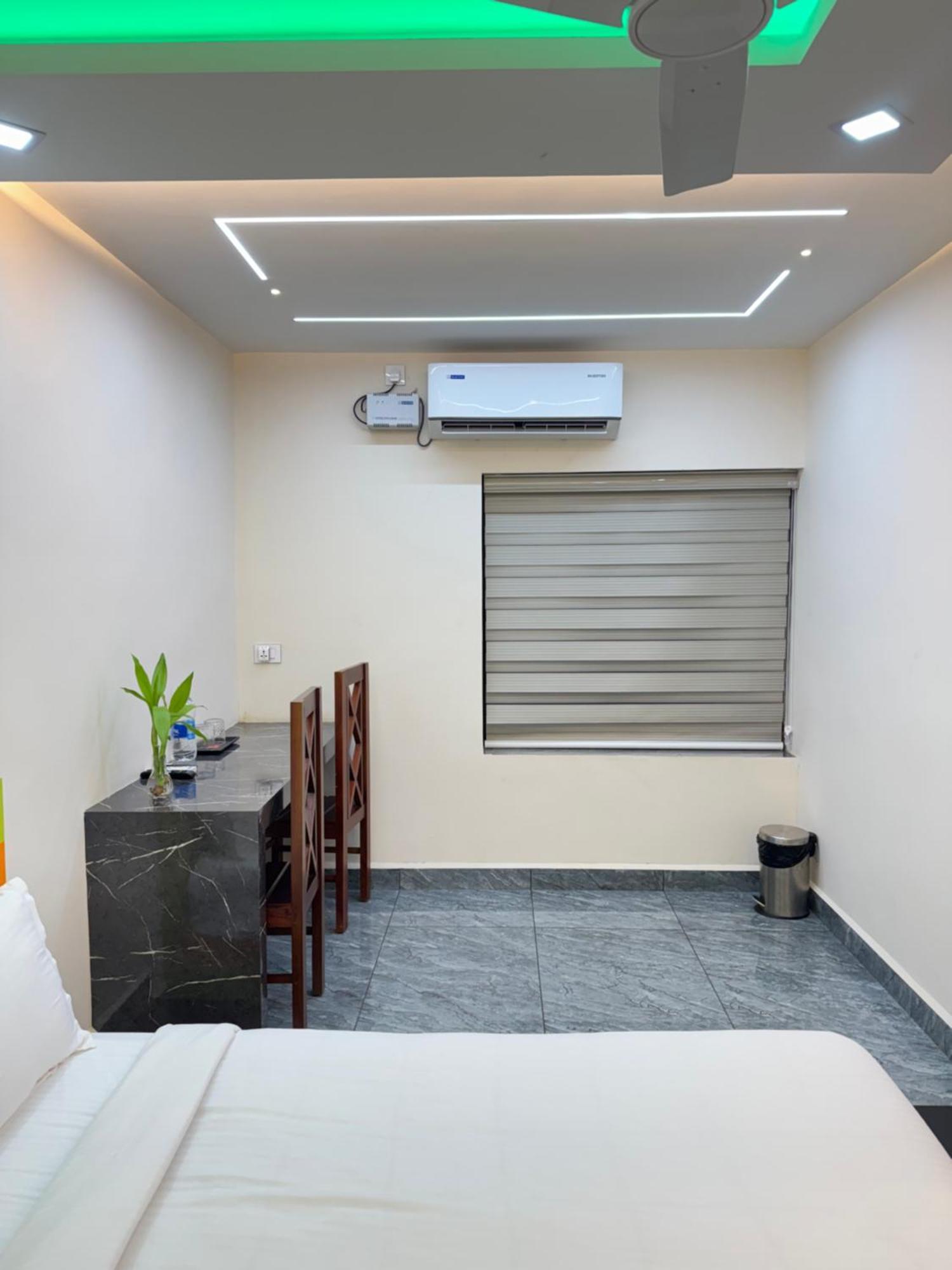 Kochi Krishnakripa Premium Residency酒店 外观 照片