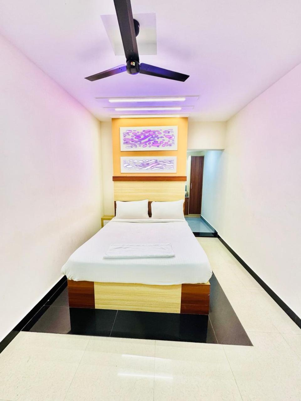 Kochi Krishnakripa Premium Residency酒店 客房 照片